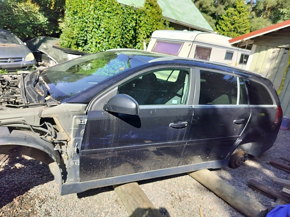 Vectra C etu ja taka ovi