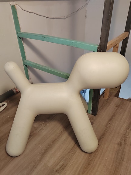 Eero Aarnio puppy xl