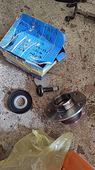 Audi -07--> takapyörän laakeri uusi A4 A5 A6