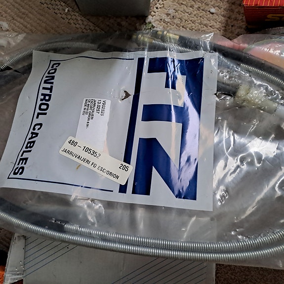 Käsijarruvaijeri Ford Escort