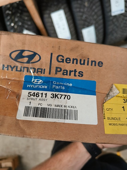 Hyundai Sonata 2008-2010 etuiskunvaimennin 546113K770