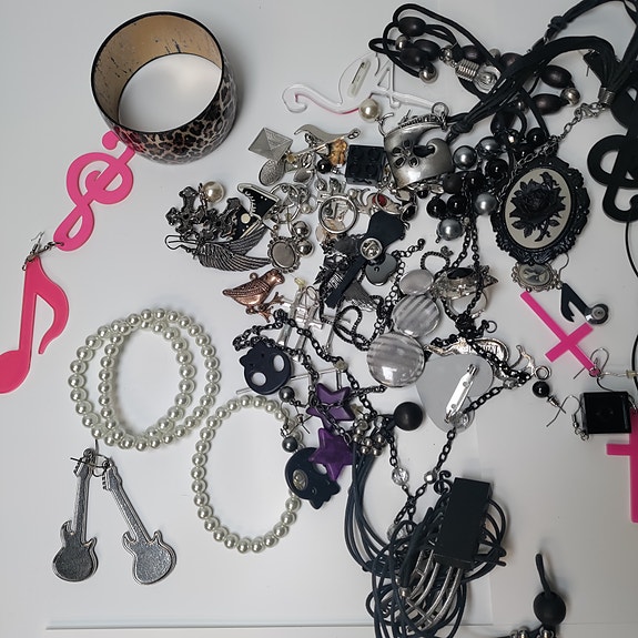 Product image 9 of 10