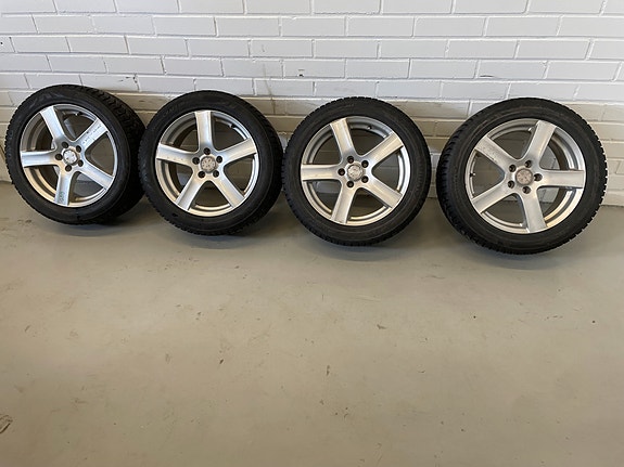 5x112 17" alumiinivanteet + 205/50R17 nastarenkaat (31)