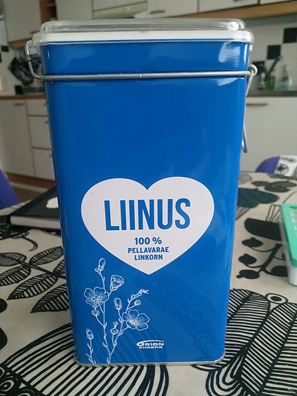Uusi peltinen säilytyspurkku,Pietarsaari