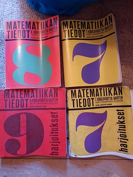 Matematiikan tiedot 7. ja 8. luokan kirjat vuodelta -70