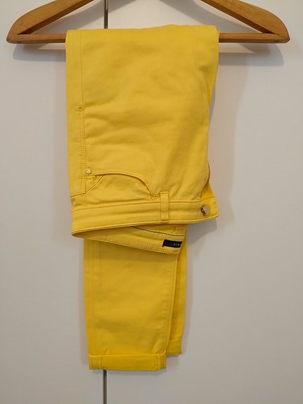 Esprit keltaiset housut, 34