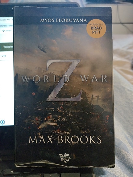 World war Z - Max Brooks (Suomenkielinen)