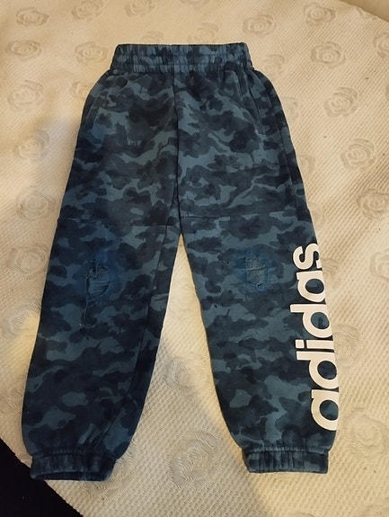 Adidas college housut 116 cm