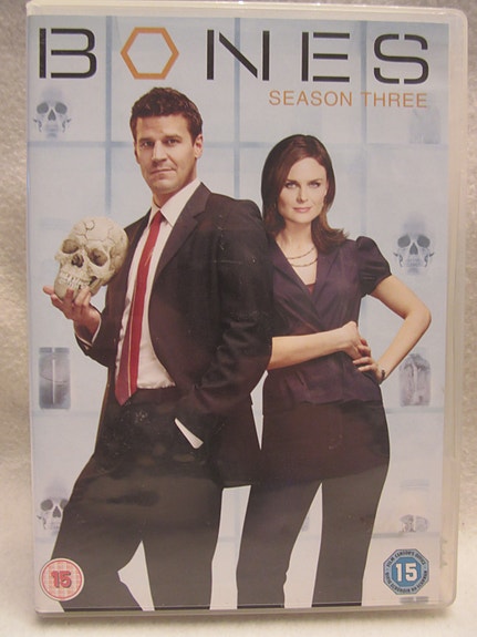 Bones kausi 3 dvd