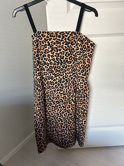 Leopardi mekko