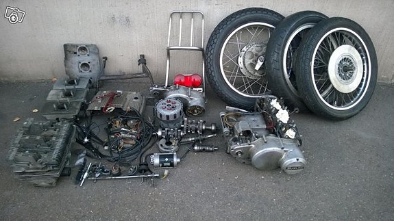 Suzuki gt550 purkuosia