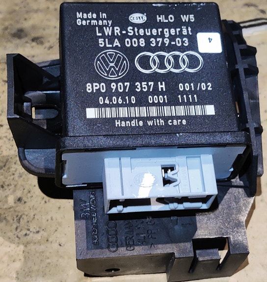 Audi/VW Valomoduli 5LA008379