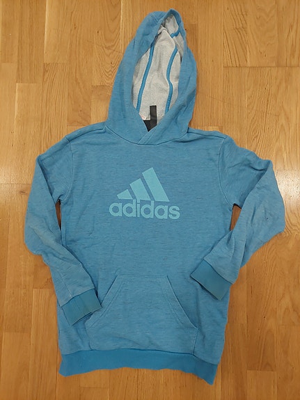 Adidaksen huppari