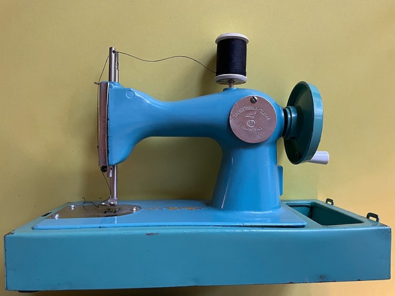 Lasten ompelukone, vintage