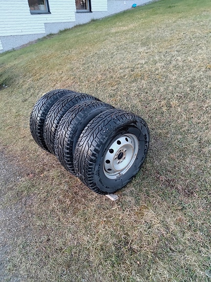 Cooper Weathermaster WSC 235/75 R15 109T XL