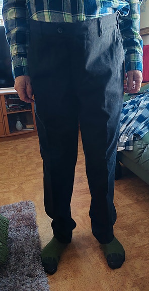Mustat Turo Tailor housut kts. Mitat!
