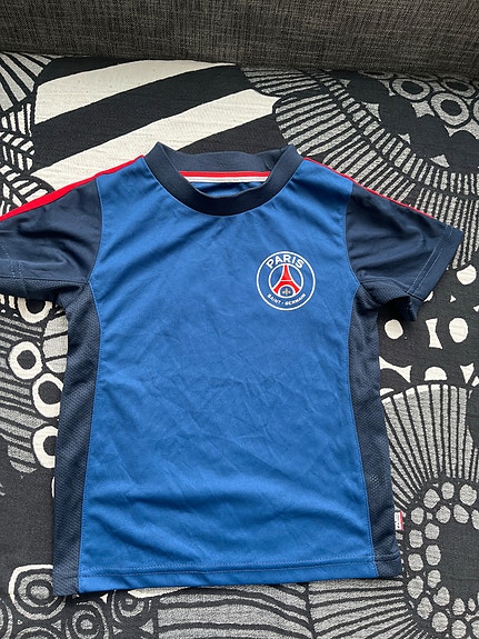 Jalkapallo pelipaita; Paris Saint-Germain