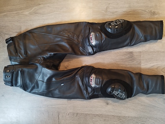 Halvarssons ajohousut