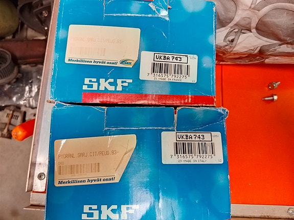 Pyöränlaakerisarja Citroen/Peugeot SKF VKBA 743