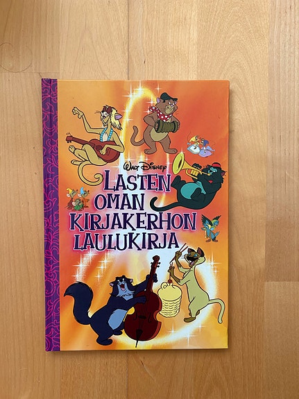 Lasten oman kirjakerhon laulukirja ( 2000 )