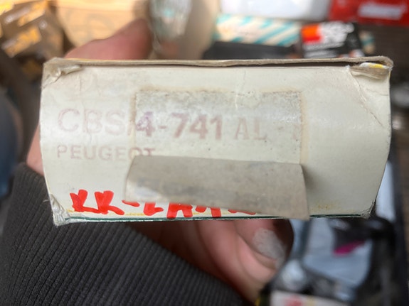 Peugeot 404/504/505 Indenor Kiertokangenlaakerit/Runkolaakerit 64-