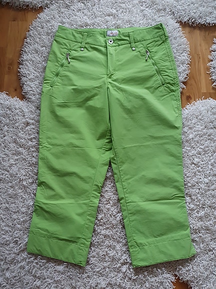 Caprit / shortsit, koko 36