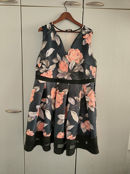 Kukka mekko