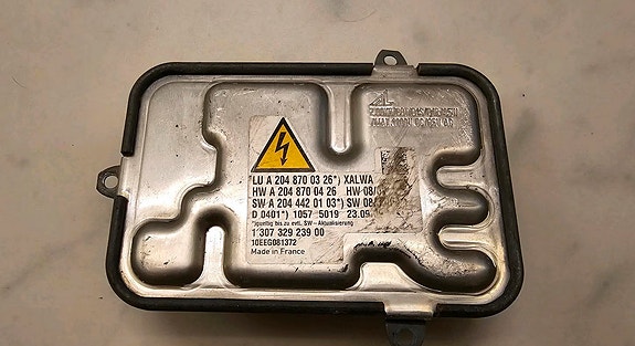 Mercedes C w204 Xenon yksikkö A2048700326  A2048203385