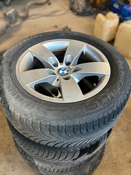 BMW 530d e61  16" alut + Michelin kitkapyörät 225 / 55 r 16
