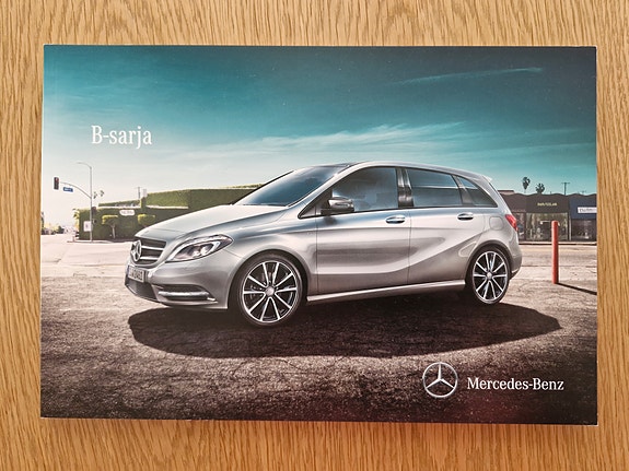 Mercedes-Benz B-Sarjan esite 2013