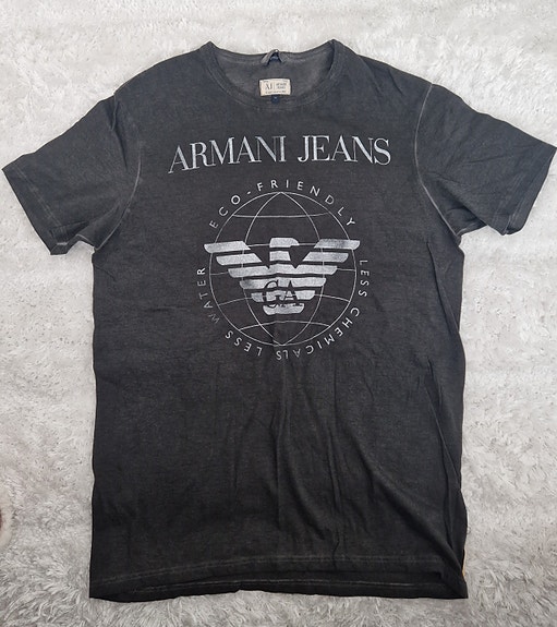 Armani Jeans t-paita, koko M.