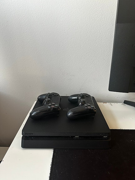 PS4 slim paketti