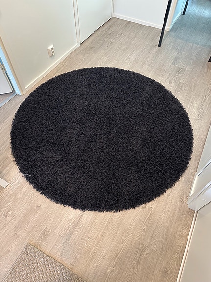 VM-Carpet musta nukkamatto