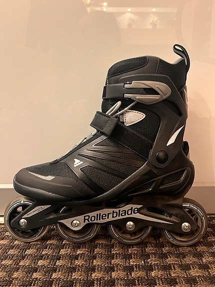 Rollerblade -rullaluistimet (41) ja -suojat (M)
