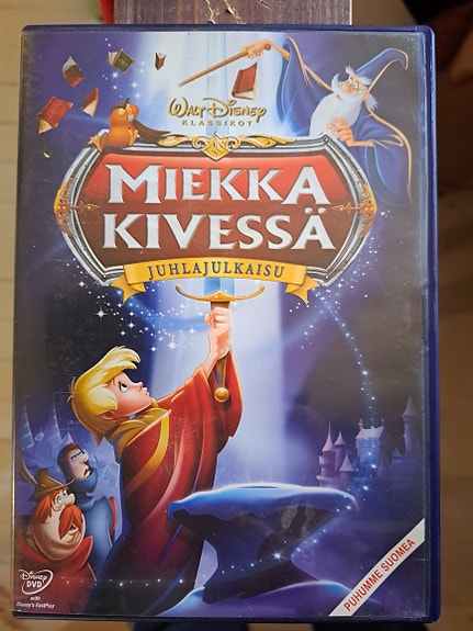 Miekka kivessä dvd
