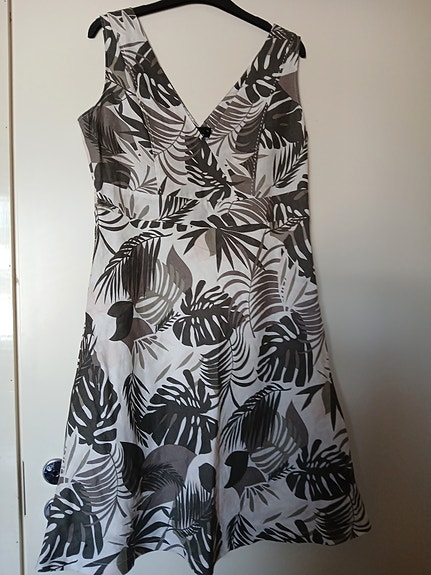 Pellava mekko 100% pellava