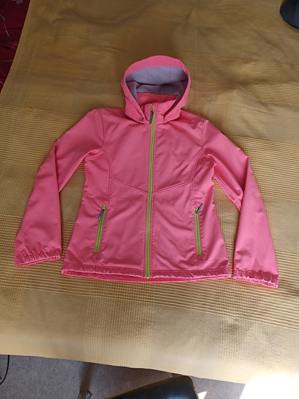 Softshell takki S-M.