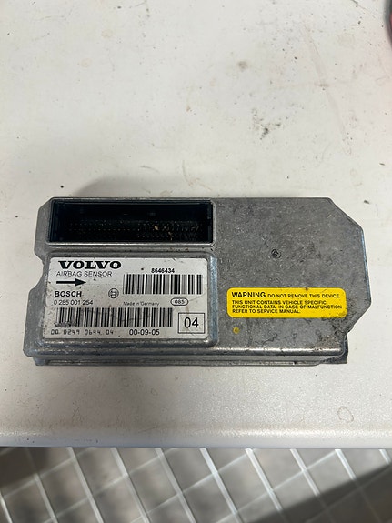 Volvon airbag ohjainyksikkö