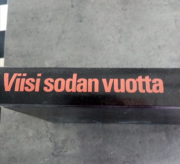 "Viisi sodan vuotta"