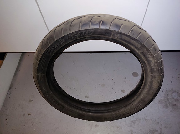 Rengas 110/80-17