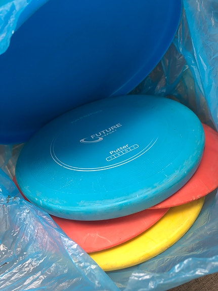Frisbee golf kiekkoja