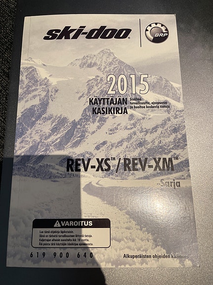Ski-Doo REV-XS / REV-XM sarja 2015 käyttäjän käsikirja