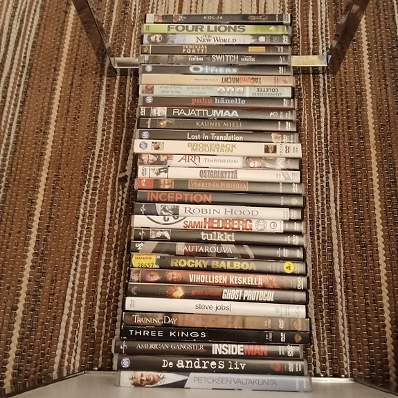 DVD leffoja (halvalla 0,50€ kpl)