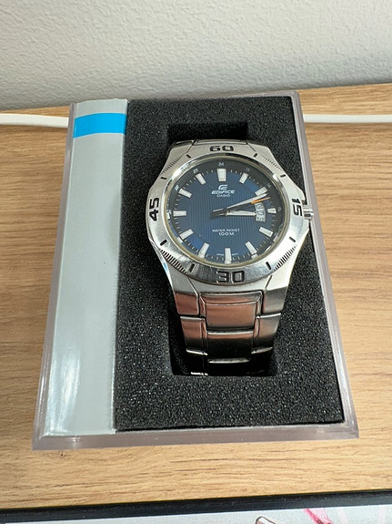 Casio Edifice rannekello