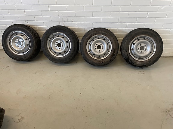 5x118 15C" Peltivanteet + 195/70R15C Renkaat (33)