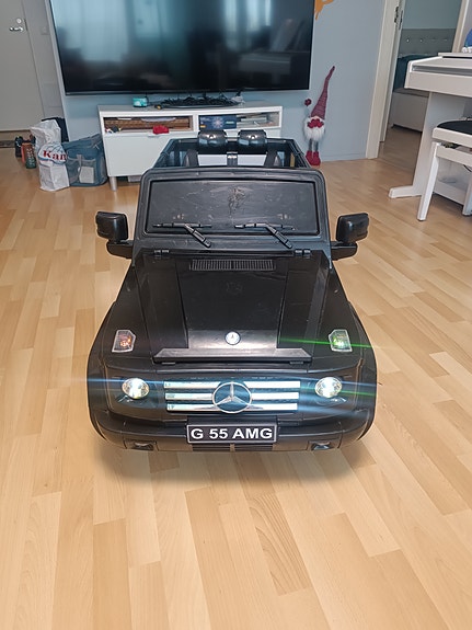 Lasten sähköauto MB AMG