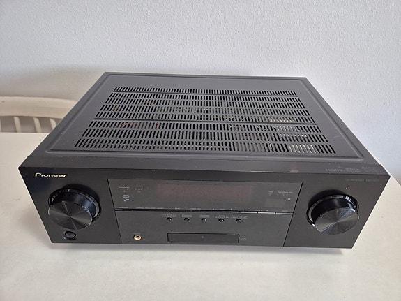 Pioneer VSX-922 -viritinvahvistin