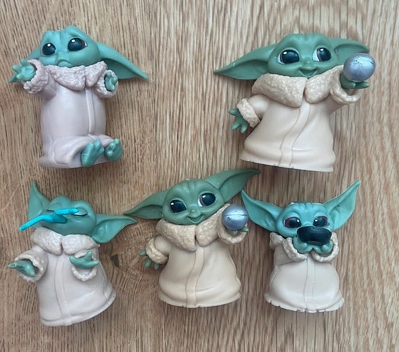 Baby Yoda hahmot