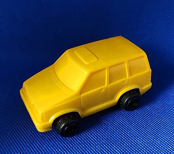 Plaston valmistama leikkiauto Volvo 760 STW