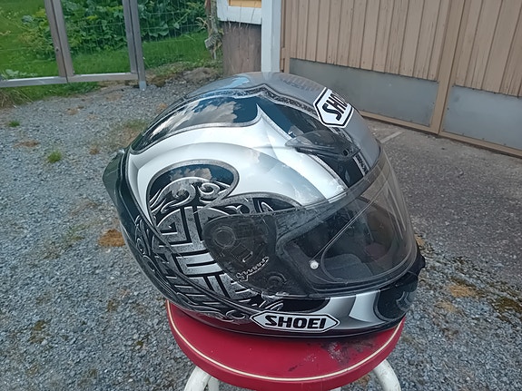 Shoei kypärä koko L